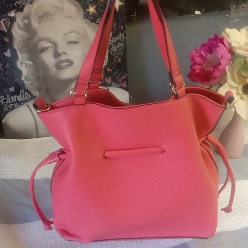 Neiman Marcus Handbag - Picture 8 of 16